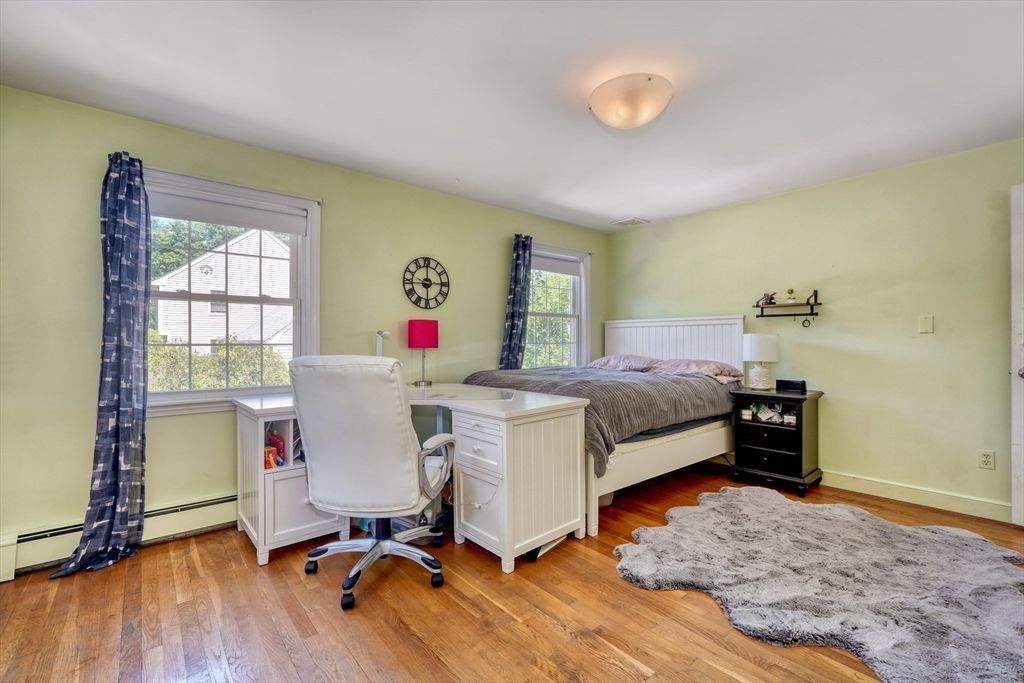 Bedroom, Home Office, Interior, Wood Texture Flooring