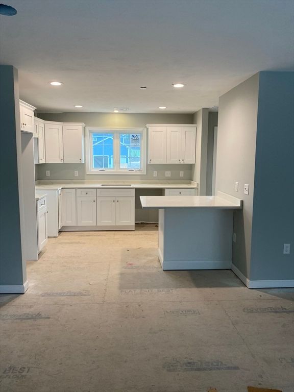 Interior, Kitchen, Recessed Lighting, Washer