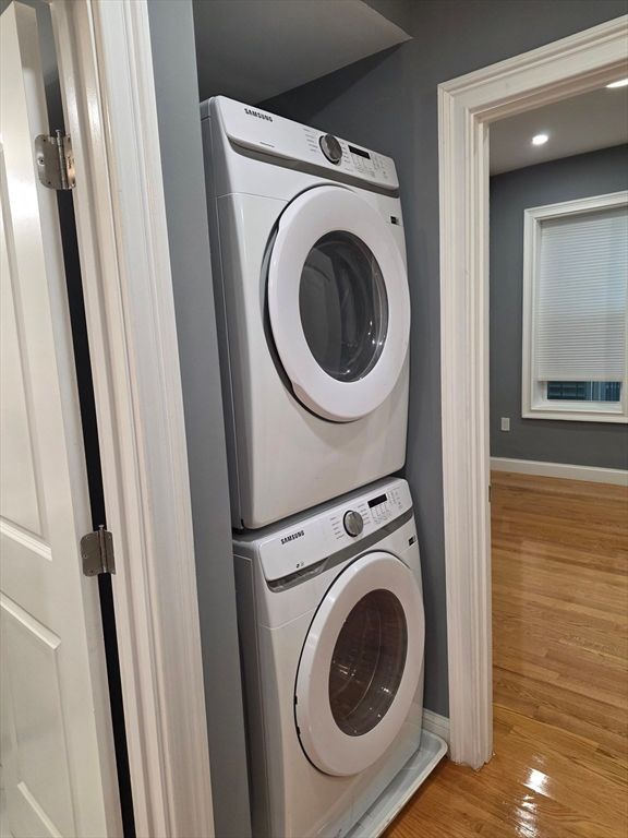 Interior, Recessed Lighting, Utility Closets, Washer, Wood Texture Flooring