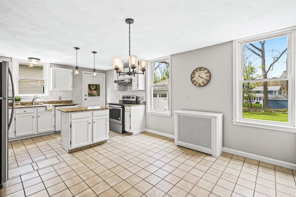 Interior, Kitchen, Pendant Lights
