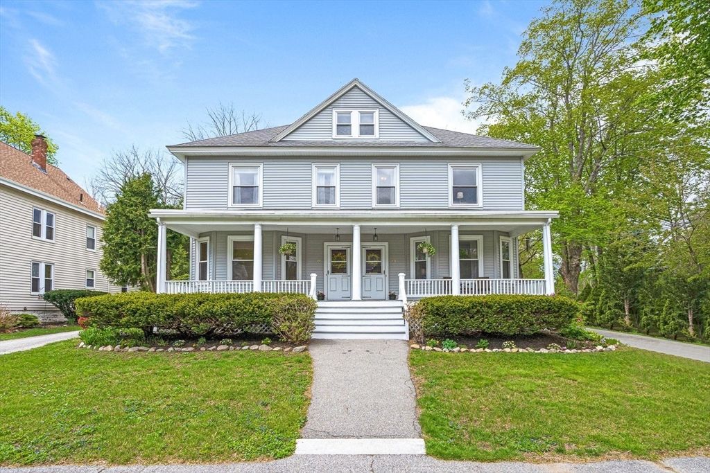 Exterior, Facade, Queen Anne Victorian