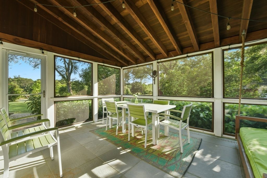 Dining room, Interior, Sun Room, Wooden Ceilings