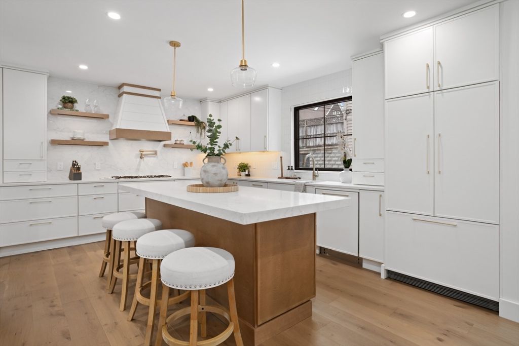 Interior, Kitchen, Pendant Lights, Recessed Lighting, Wood Texture Flooring