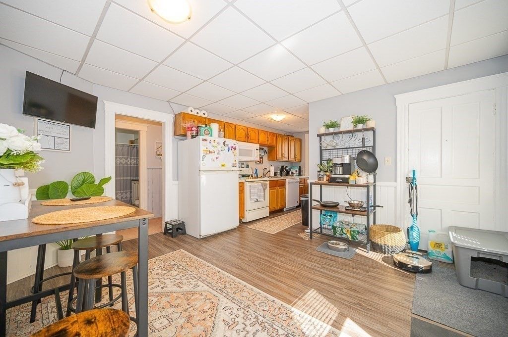 Interior, Kitchen, Wood Texture Flooring