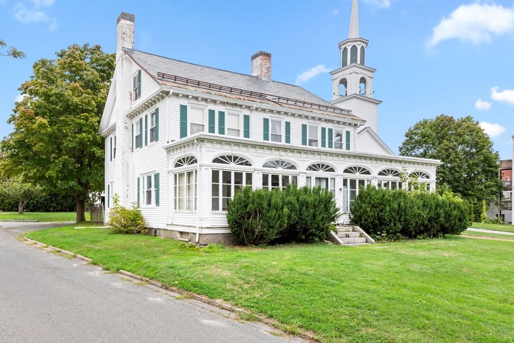 Backyard, Exterior, Facade, Georgian