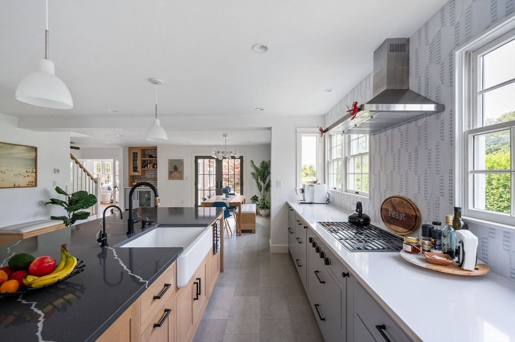 Dining room, Interior, Kitchen, Pendant Lights, Recessed Lighting