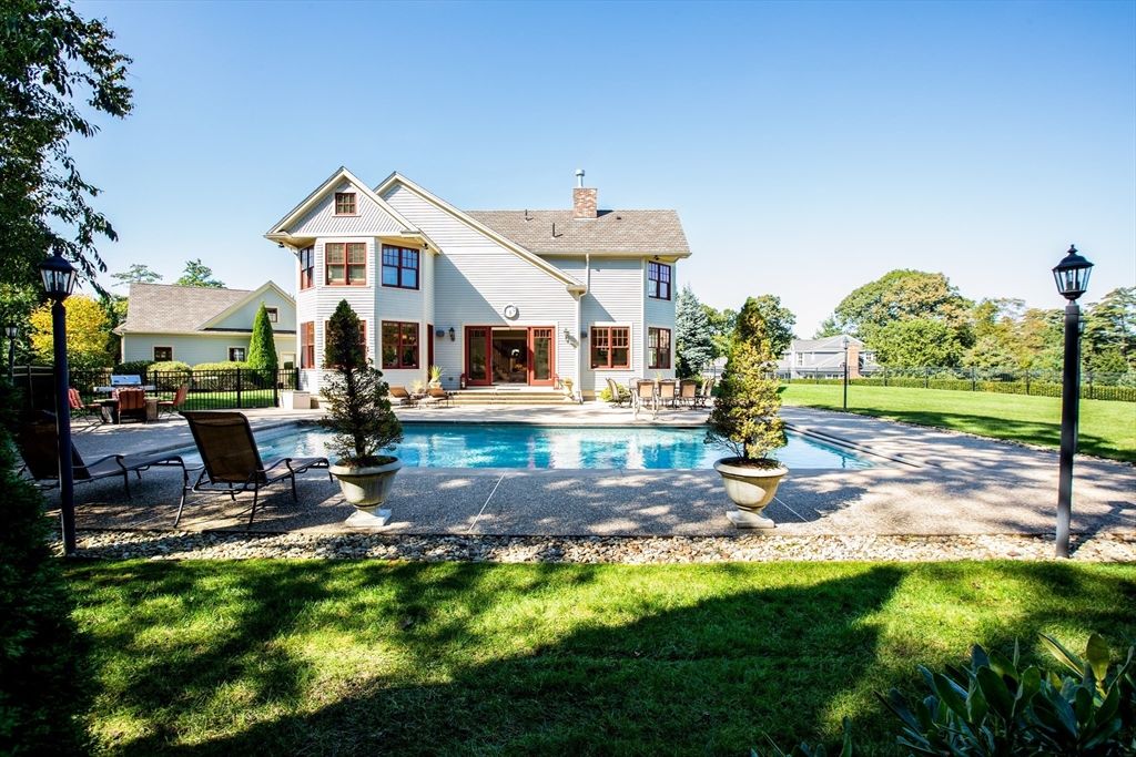Backyard, Exterior, Pool