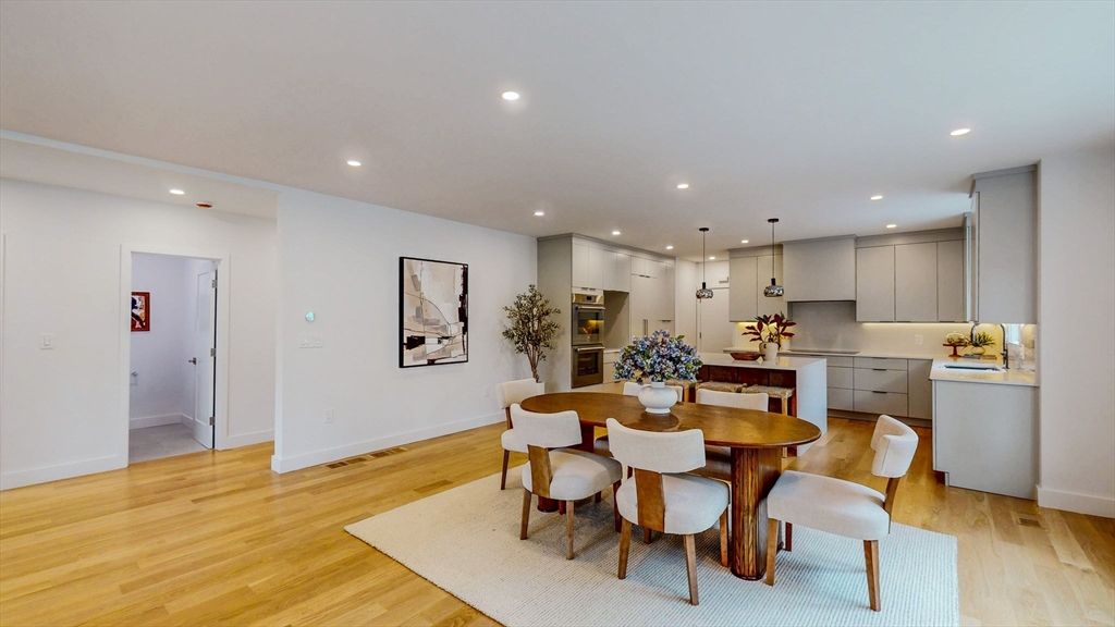Dining room, Interior, Kitchen, Pendant Lights, Recessed Lighting, Wood Texture Flooring