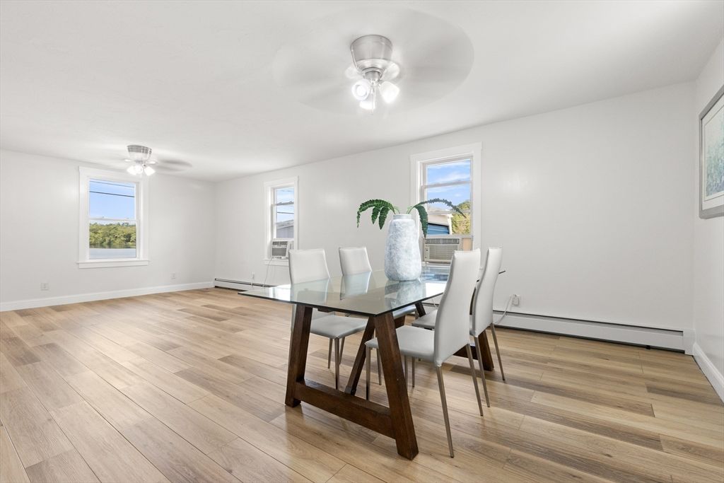 Dining room, Interior, Wood Texture Flooring
