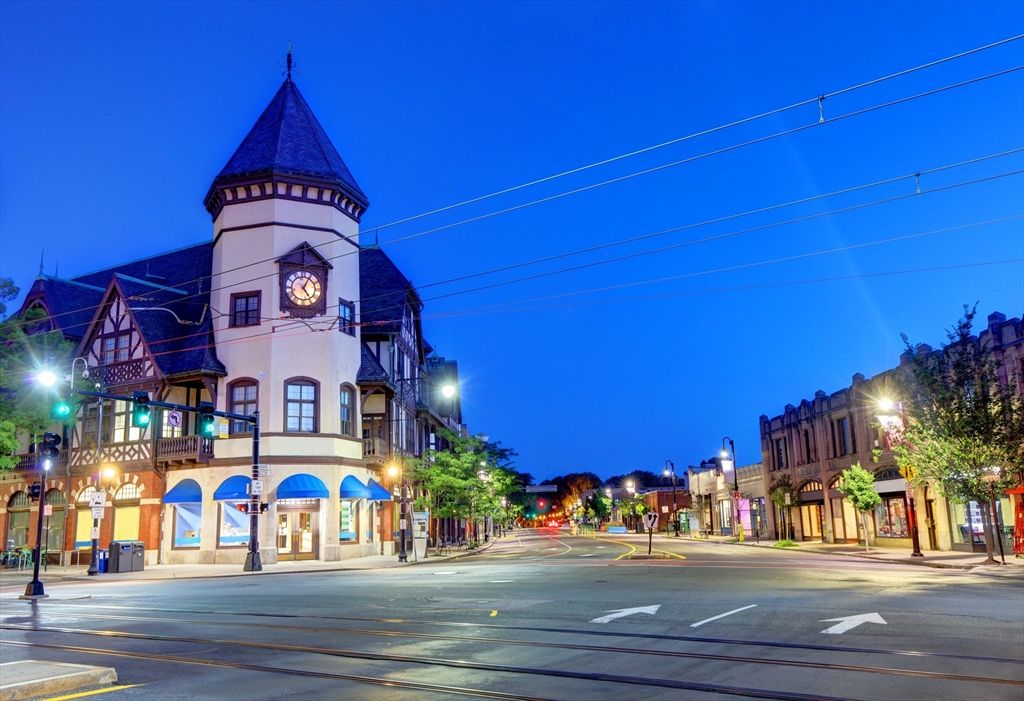 Exterior, Facade, Queen Anne Victorian