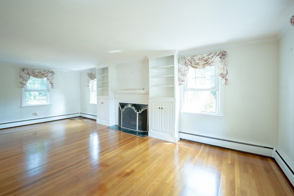 Empty room, Fireplace, Interior, Wood Texture Flooring