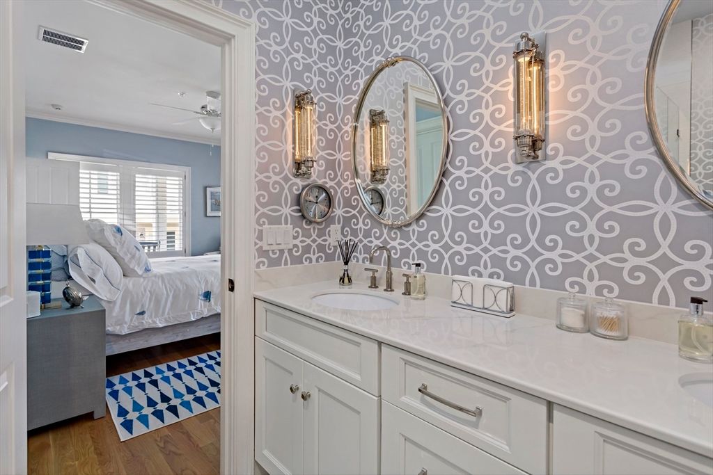 Bathroom, Bedroom, Dual Sink Vanities, Interior, Wood Texture Flooring