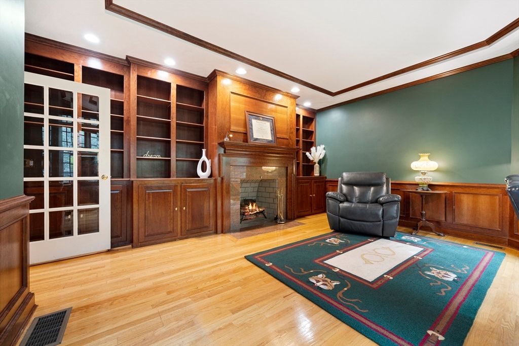 Fireplace, Interior, Recessed Lighting, Wood Texture Flooring