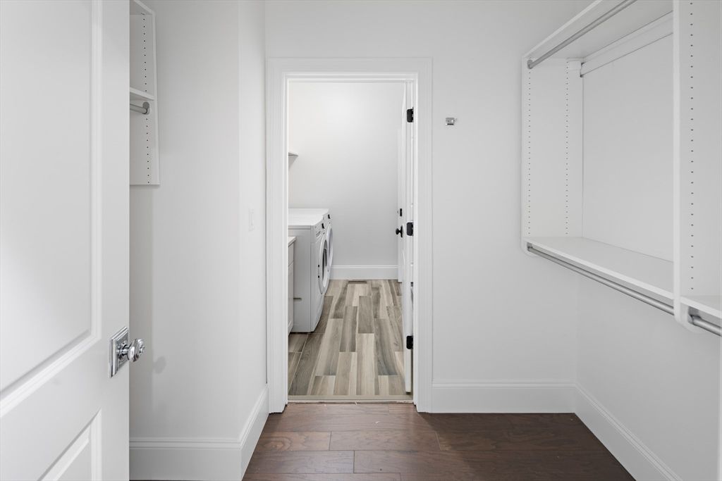Interior, Washer, Wood Texture Flooring