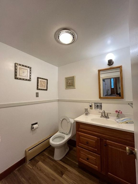 Bathroom, Interior, Wood Texture Flooring