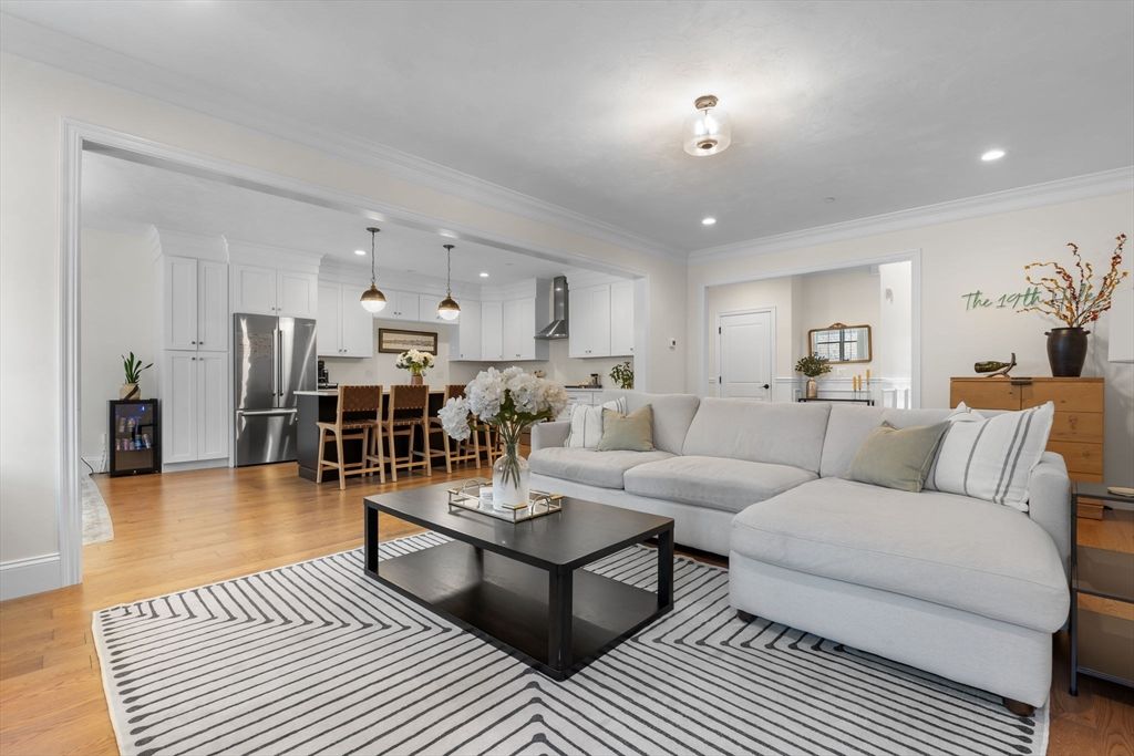 Interior, Kitchen, Living room, Pendant Lights, Recessed Lighting, Stainless Steel Appliances, Wood Texture Flooring