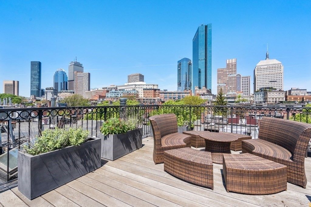 Exterior, Other, Skyline