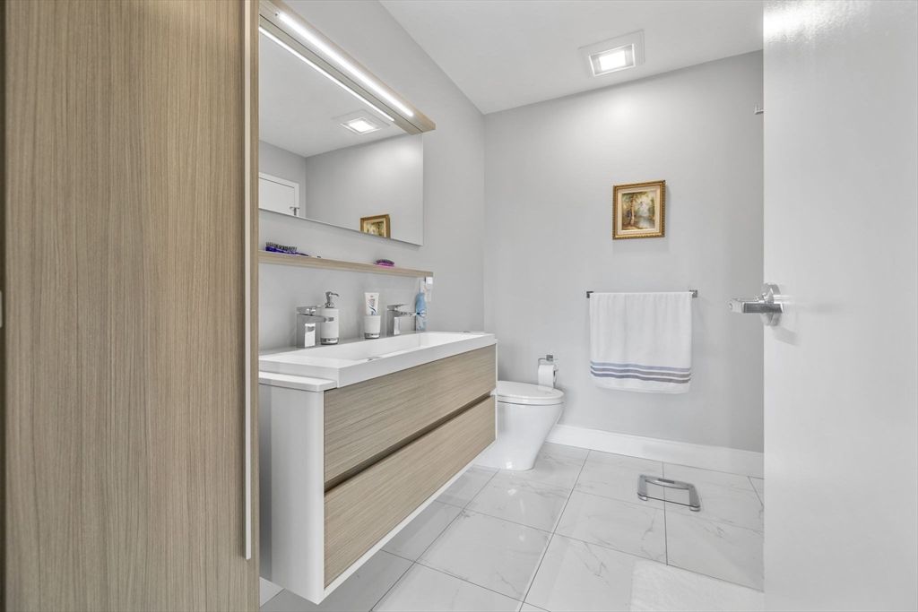 Bathroom, Dual Sink Vanities, Interior, Marble, Recessed Lighting