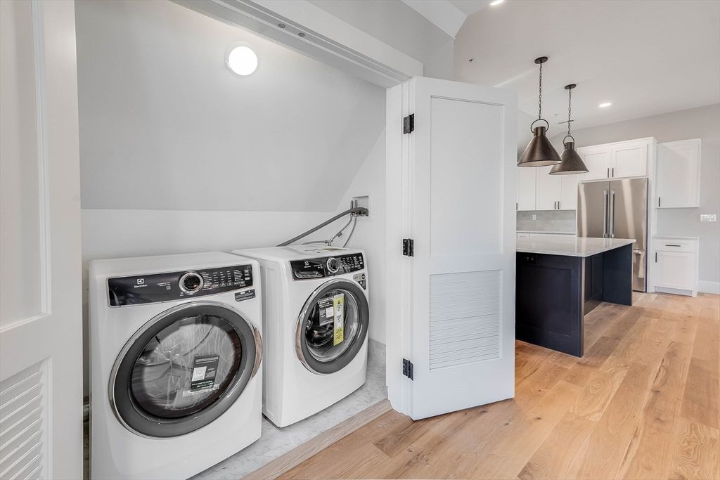 Interior, Pendant Lights, Recessed Lighting, Utility Closets, Washer, Wood Texture Flooring