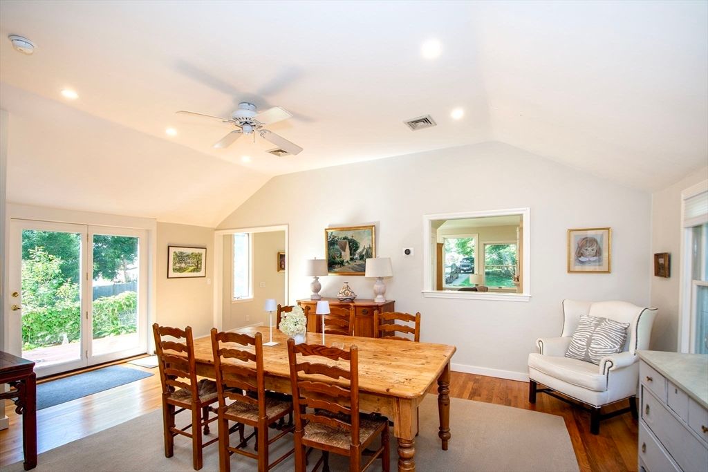 Dining room, Interior, Recessed Lighting, Wood Texture Flooring