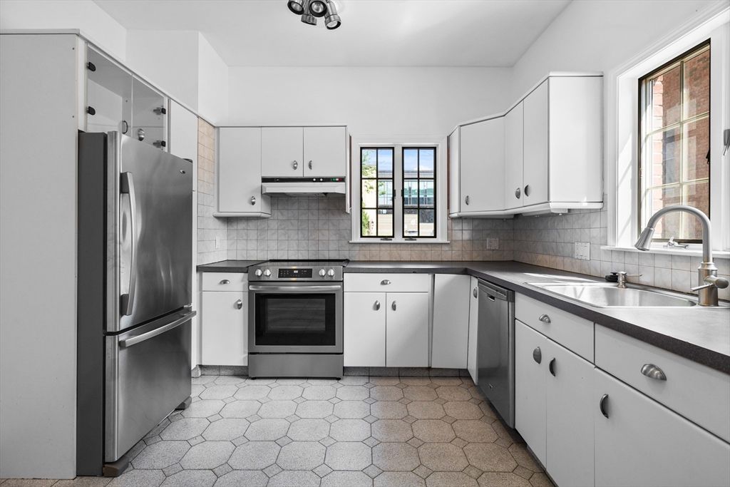 Interior, Kitchen, Stainless Steel Appliances