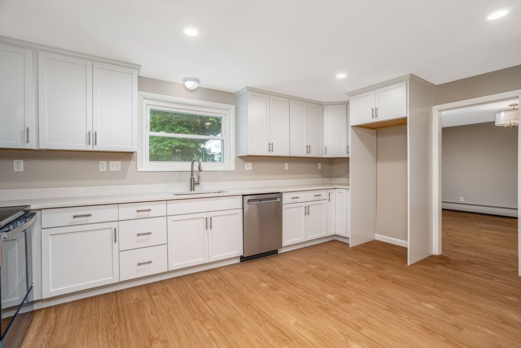 Interior, Kitchen, Recessed Lighting, Wood Texture Flooring