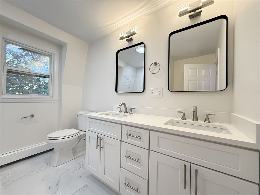 Bathroom, Dual Sink Vanities, Interior, Marble