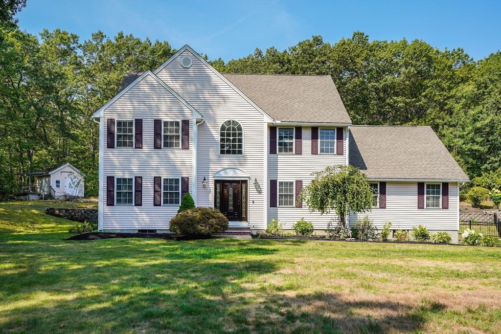 Backyard, Exterior, Facade, Georgian