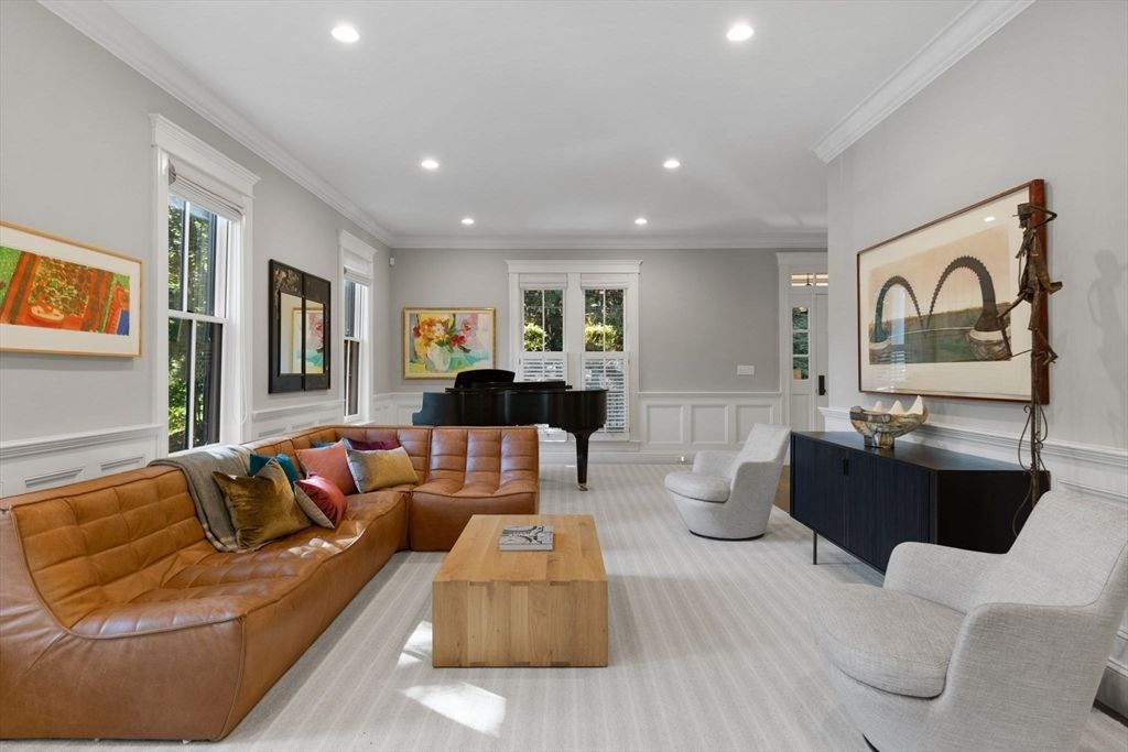 Interior, Living room, Piano, Recessed Lighting