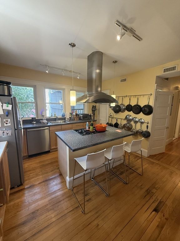 Dining room, Interior, Kitchen, Pendant Lights, Wood Texture Flooring