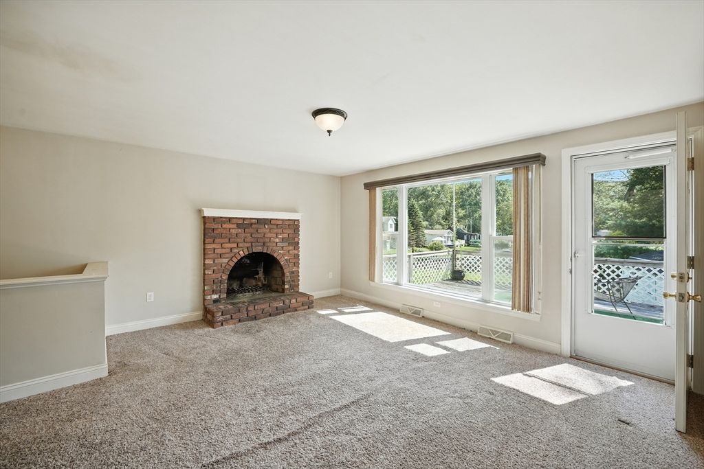 Empty room, Fireplace, Interior