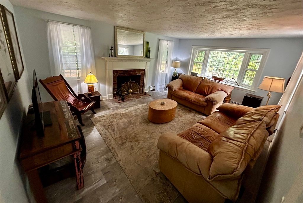 Fireplace, Interior, Living room