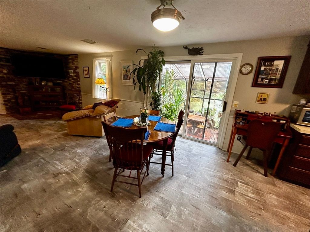 Dining room, Interior, Living room, Wood Texture Flooring