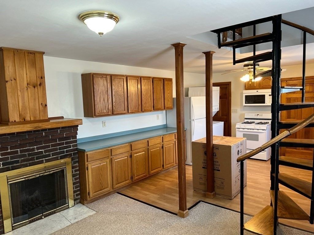 Fireplace, Interior, Kitchen, Wood Texture Flooring