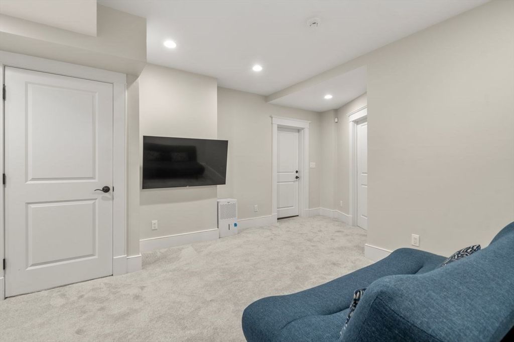 Interior, Recessed Lighting