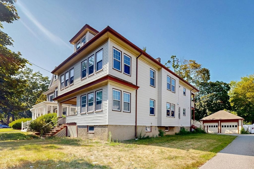 Detached Garage, Exterior, Facade, Queen Anne Victorian