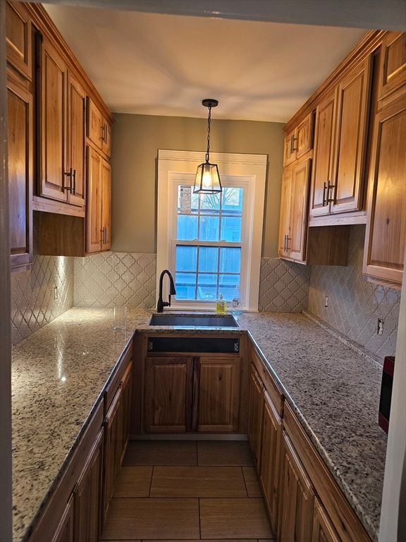 Interior, Kitchen, Pendant Lights, Water
