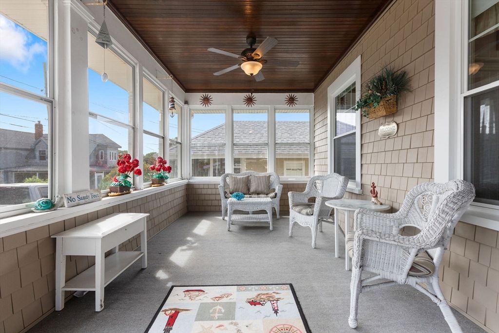 Interior, Sun Room, Wooden Ceilings