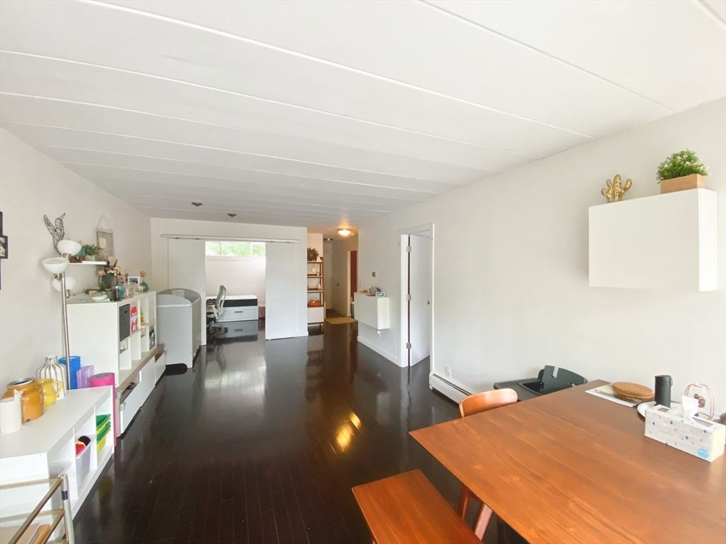 Dining room, Interior, Wood Texture Flooring