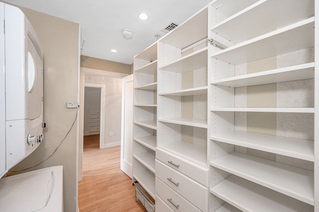 Interior, Recessed Lighting, Walk-in Closets, Wood Texture Flooring