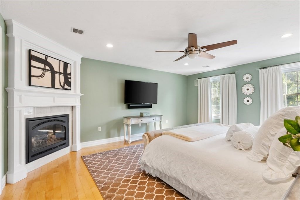 Bedroom, Fireplace, Interior, Recessed Lighting, Wood Texture Flooring