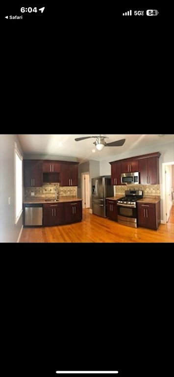 Interior, Kitchen, Stainless Steel Appliances, Wood Texture Flooring