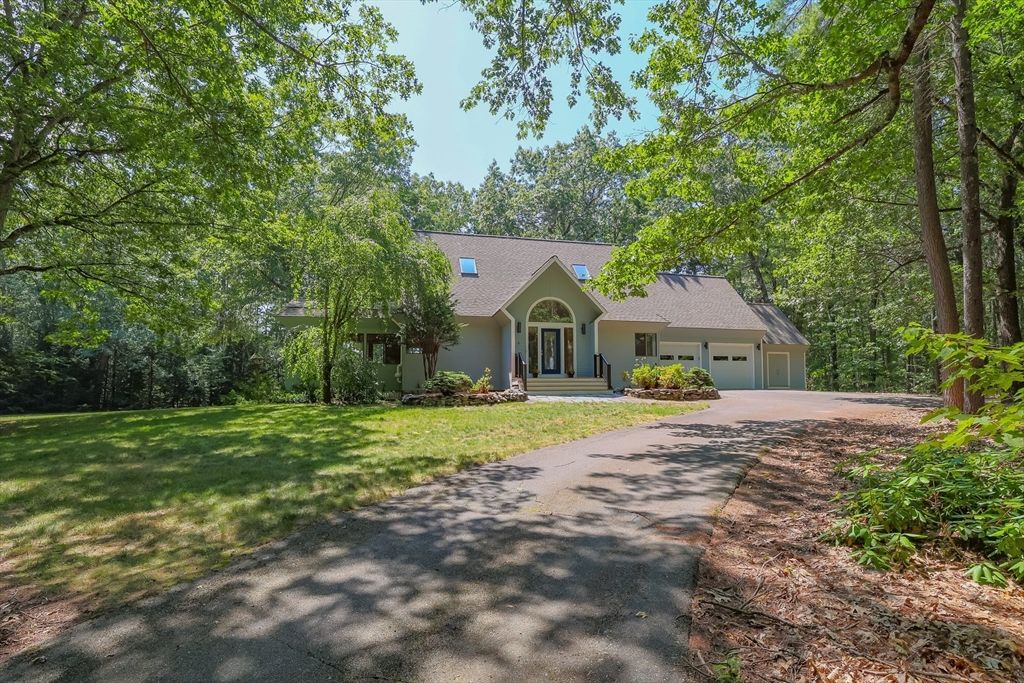 Attached, Backyard, Exterior, Facade, Ranch
