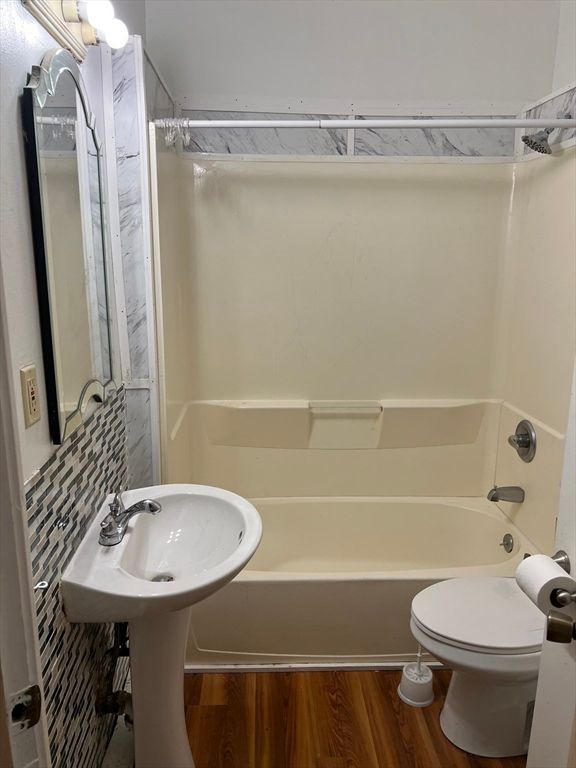 Bathroom, Interior, Wood Texture Flooring