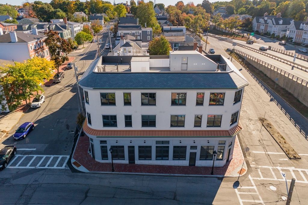 Exterior, Drone