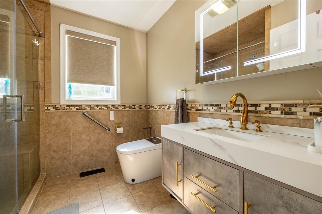 Bathroom, Dual Sink Vanities, Glass Shower, Interior