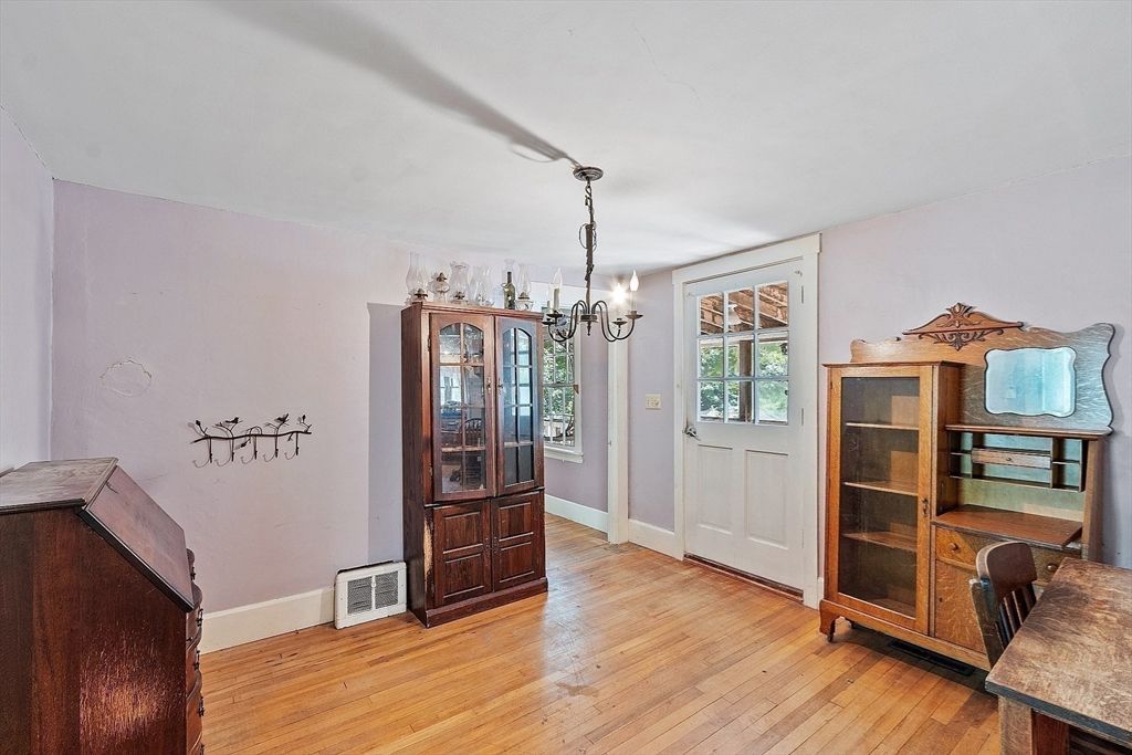 Chandelier, Interior, Wood Texture Flooring