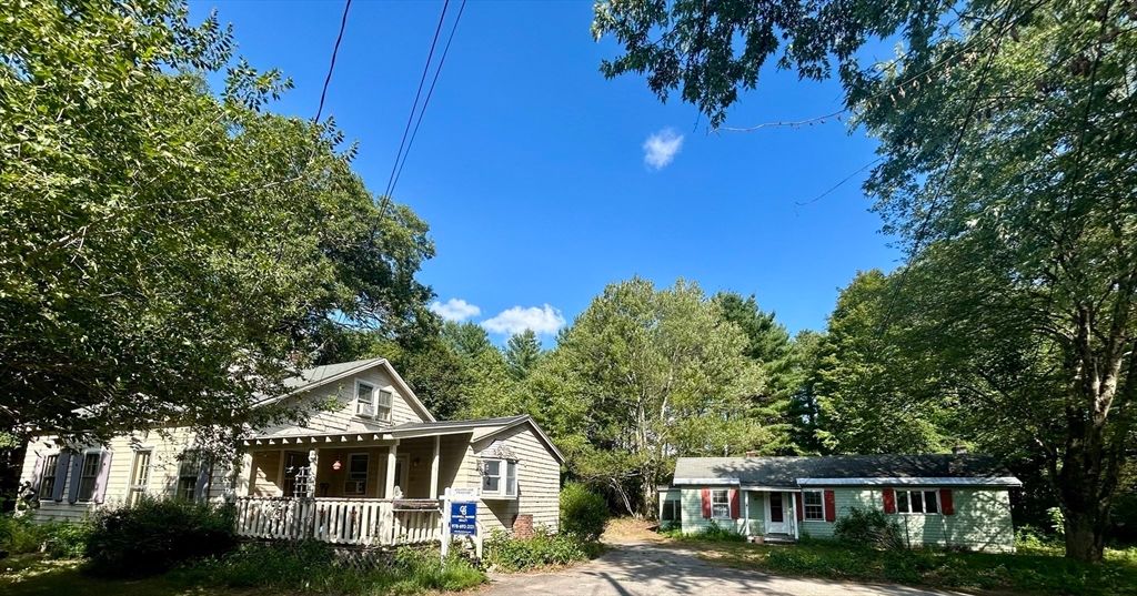 Backyard, Exterior, Facade, Cape Cod