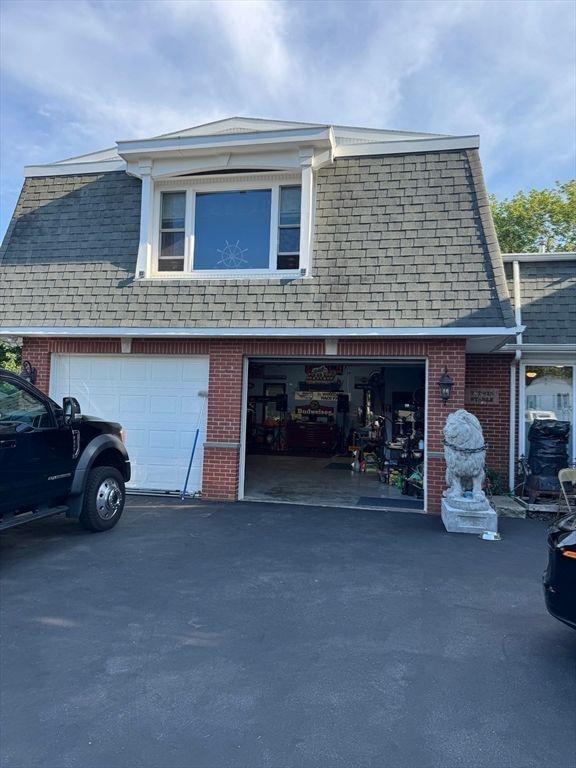 Attached, Exterior, Facade, Brick Facade, Cape Cod