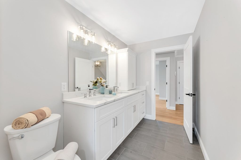 Bathroom, Dual Sink Vanities, Interior, Wood Texture Flooring